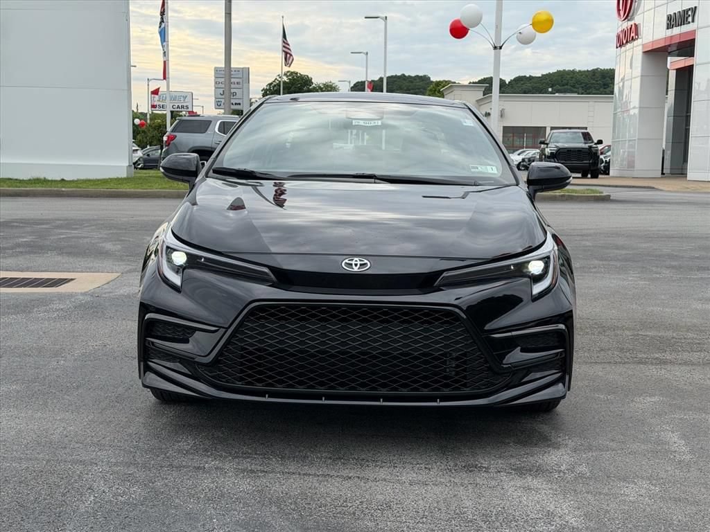 Used 2026 Toyota Corolla SE FWD image 10