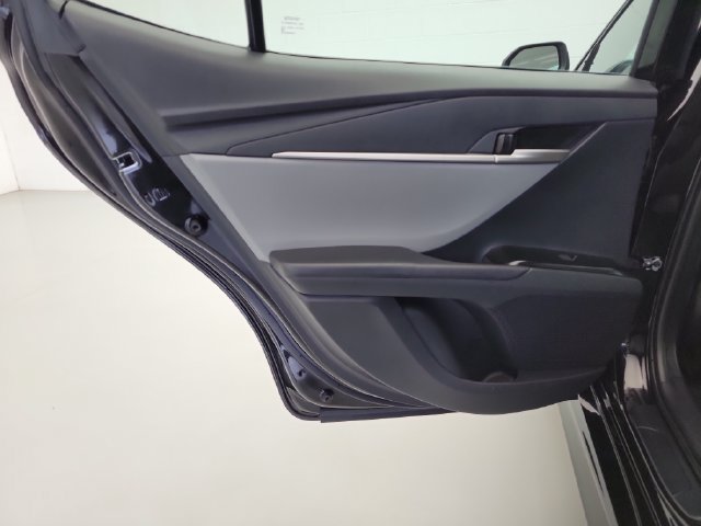 Used 2025 Toyota Camry SE w/ Convenience Package FWD image 14