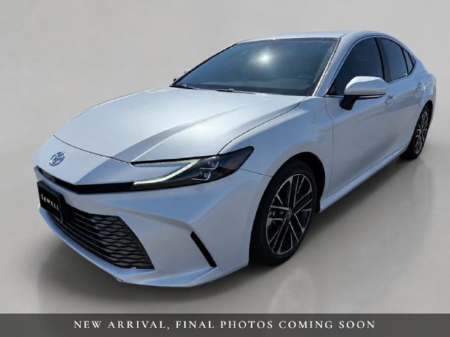 Used 2025 Toyota Camry XLE