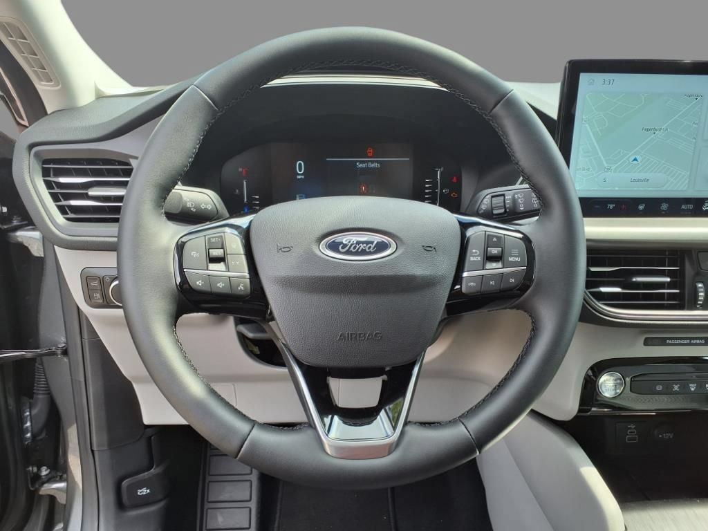 New 2024 Ford Escape SE FWD image 18