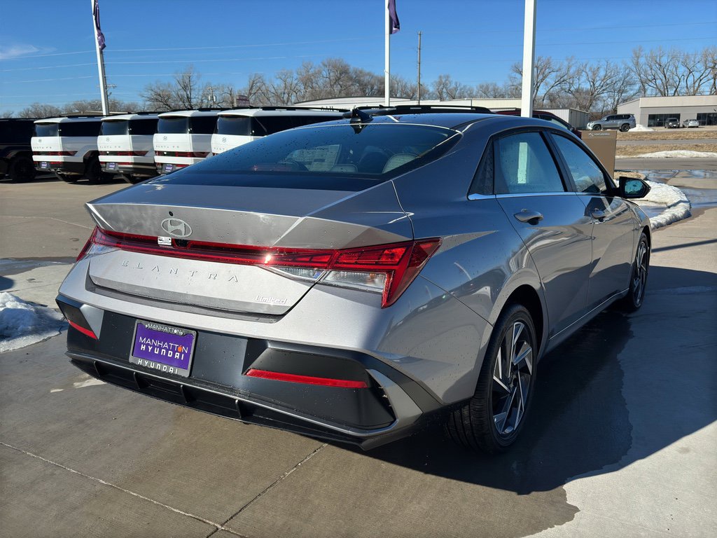 New 2025 Hyundai Elantra Limited image 5
