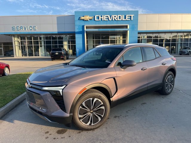 New 2025 Chevrolet Blazer EV LT video 2