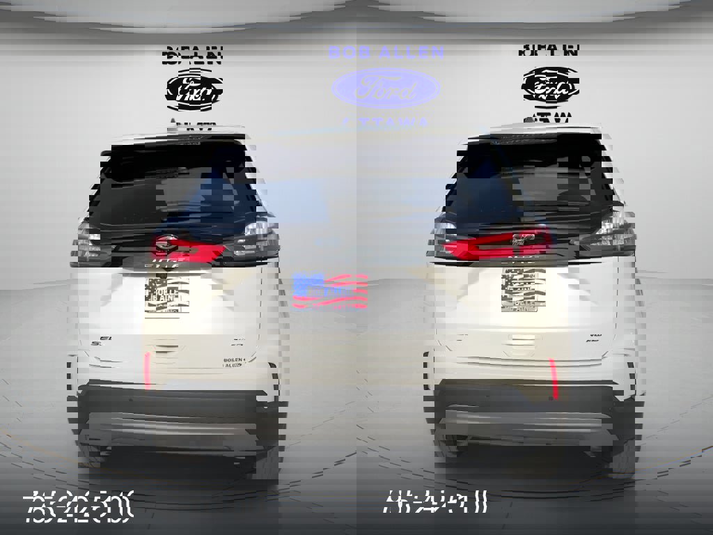 Used 2023 Ford Edge SEL w/ Convenience Package image 4