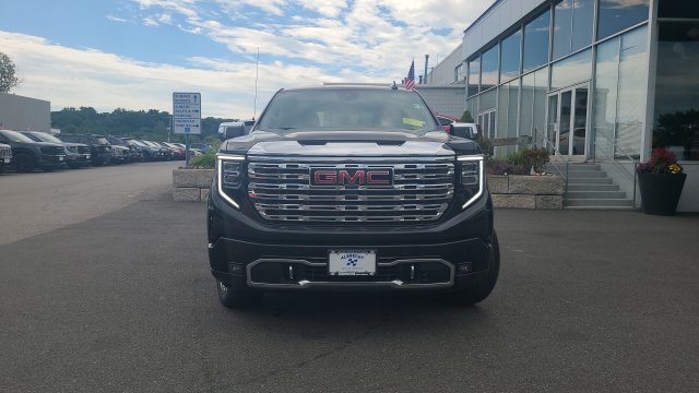 New 2026 GMC Sierra 1500 Denali w/ Denali Reserve Package AWD/4WD image 2