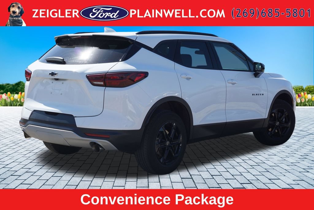 Used 2023 Chevrolet Blazer LT w/ Convenience Package FWD image 5