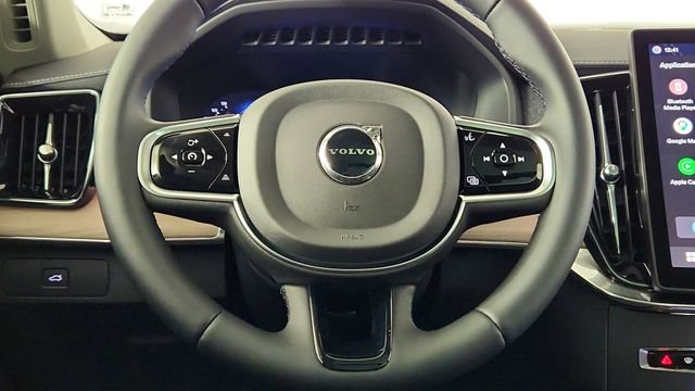 New 2026 Volvo XC90 B6 Plus w/ Protection Package AWD/4WD image 24