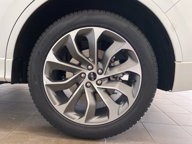 New 2026 Lincoln Aviator AWD w/ Jet Appearance Package image 23