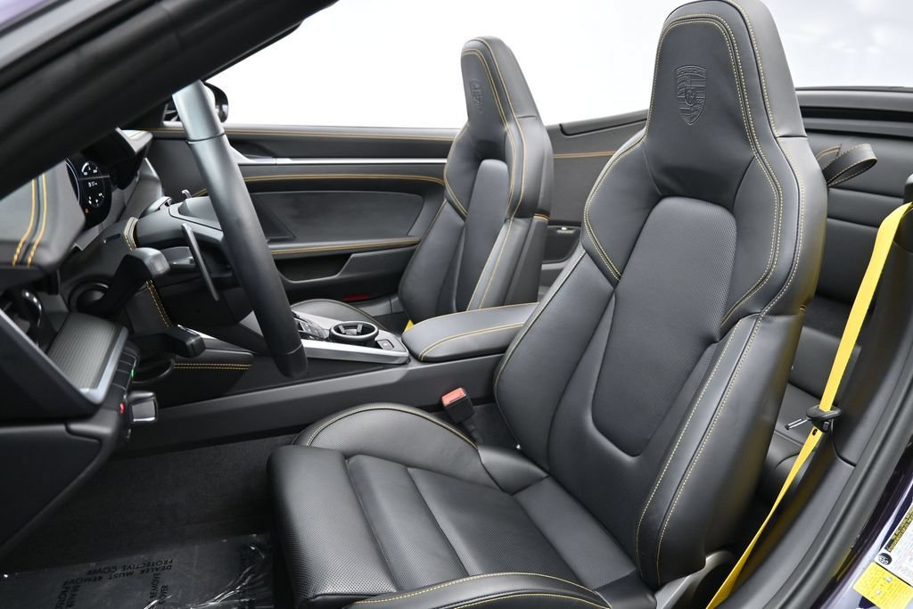 Certified 2023 Porsche 911 Carrera S RWD image 5