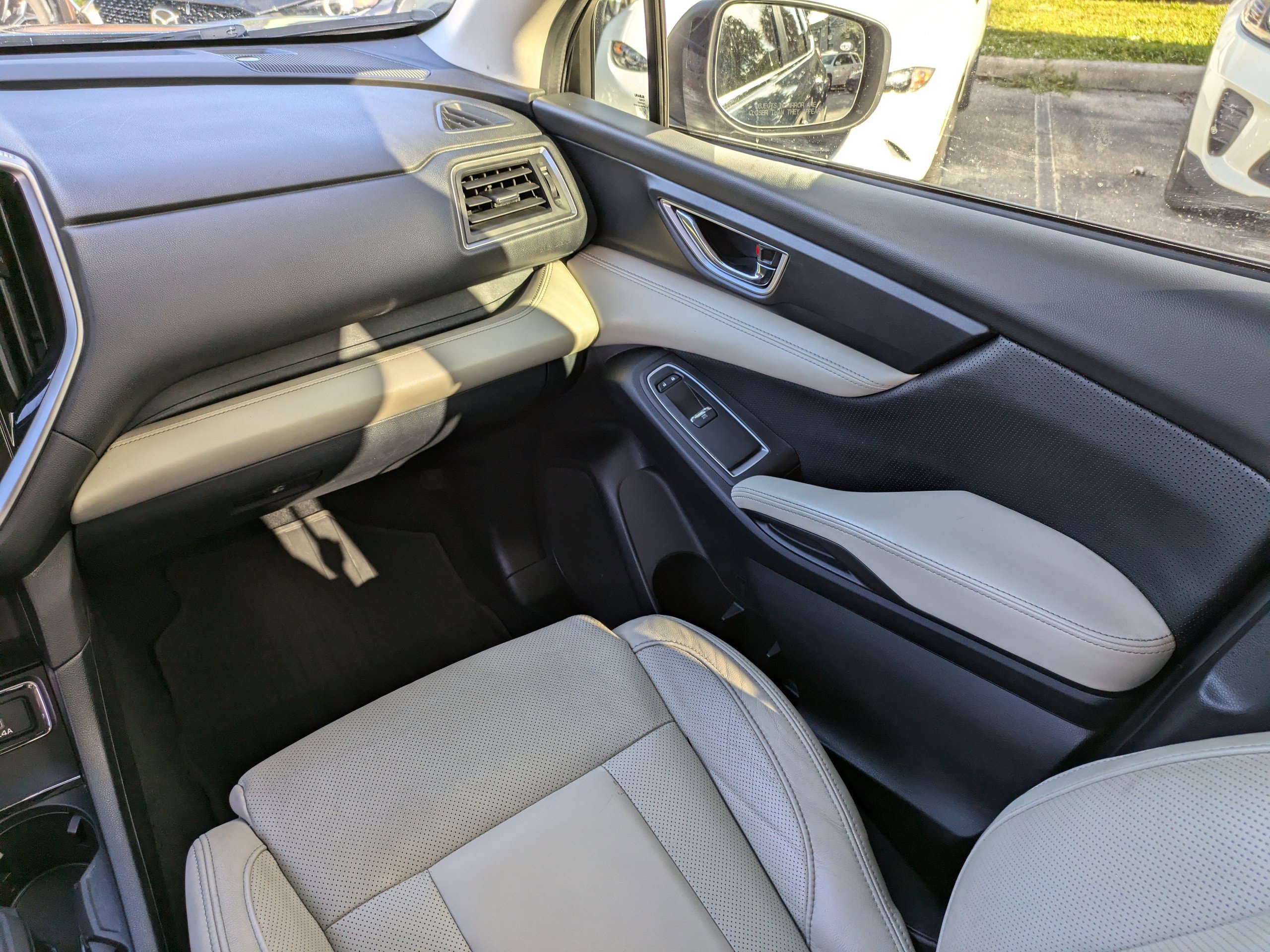 Used 2023 Subaru Ascent Limited image 20
