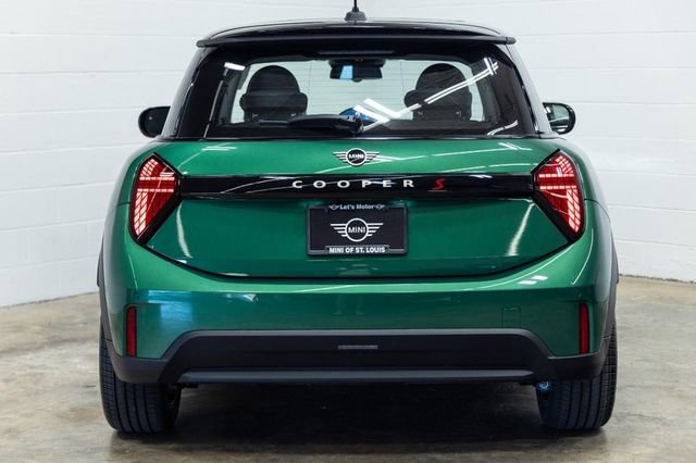 Certified 2025 MINI Cooper S image 10