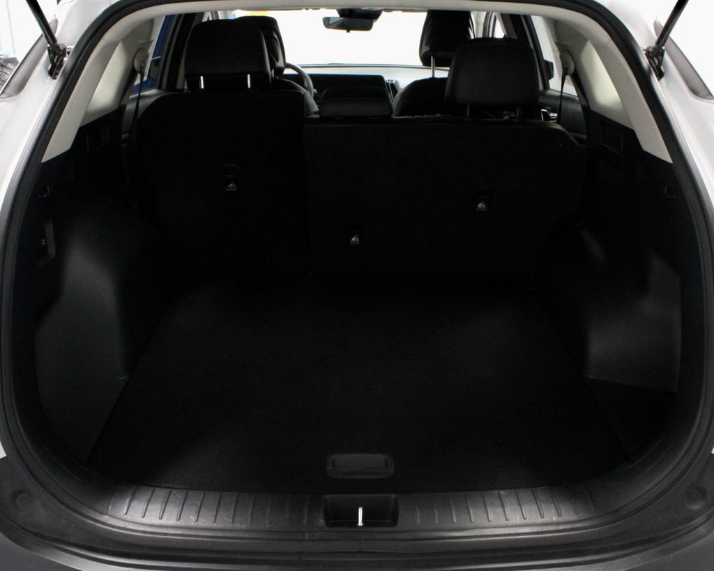 Used 2024 Kia Sportage EX AWD/4WD image 15