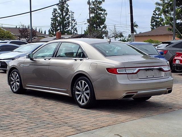 Used 2018 Lincoln Continental Premiere FWD image 2