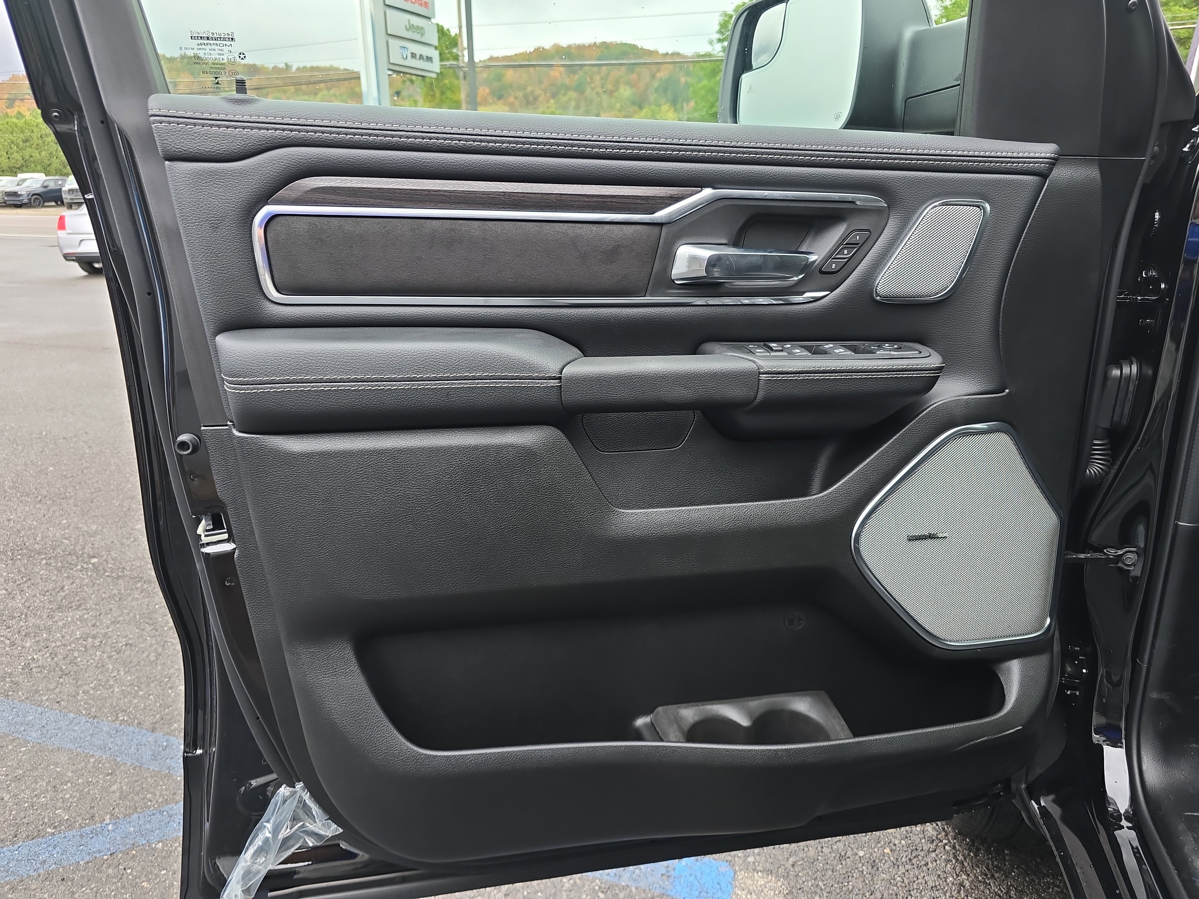 New 2026 RAM 1500 Laramie image 17