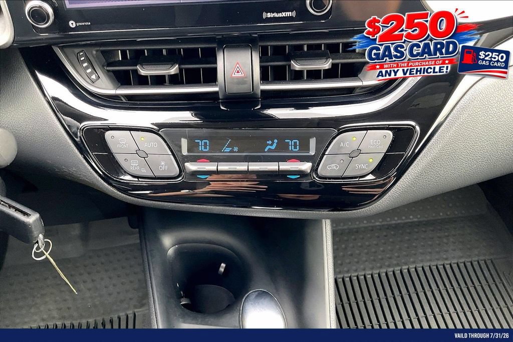 Used 2021 Toyota C-HR LE FWD image 31