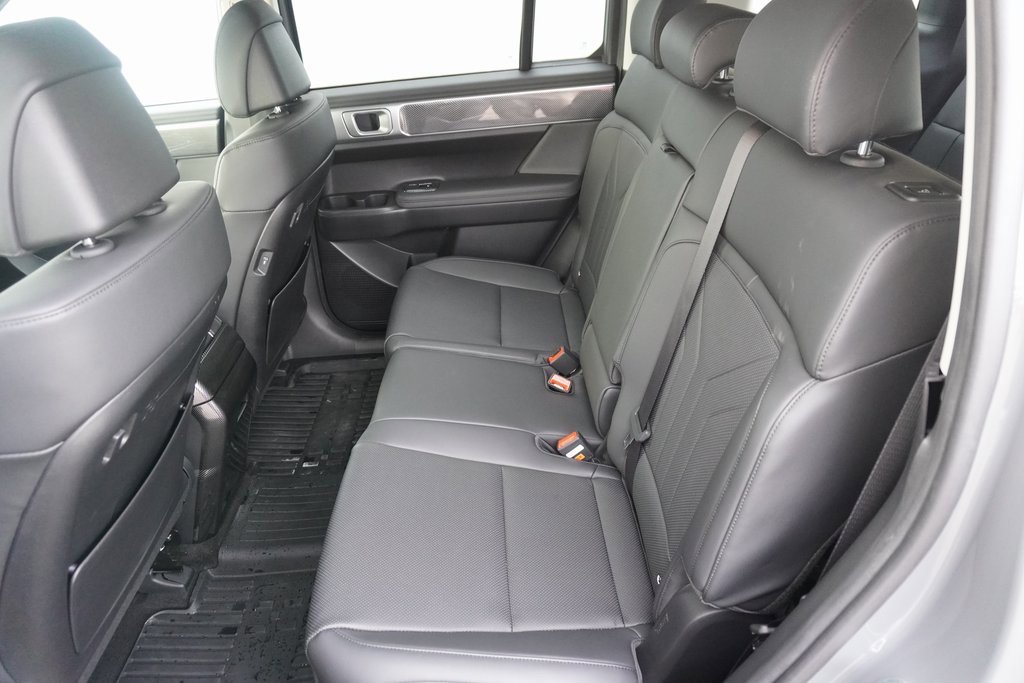 Used 2025 Hyundai Santa Fe SEL image 26