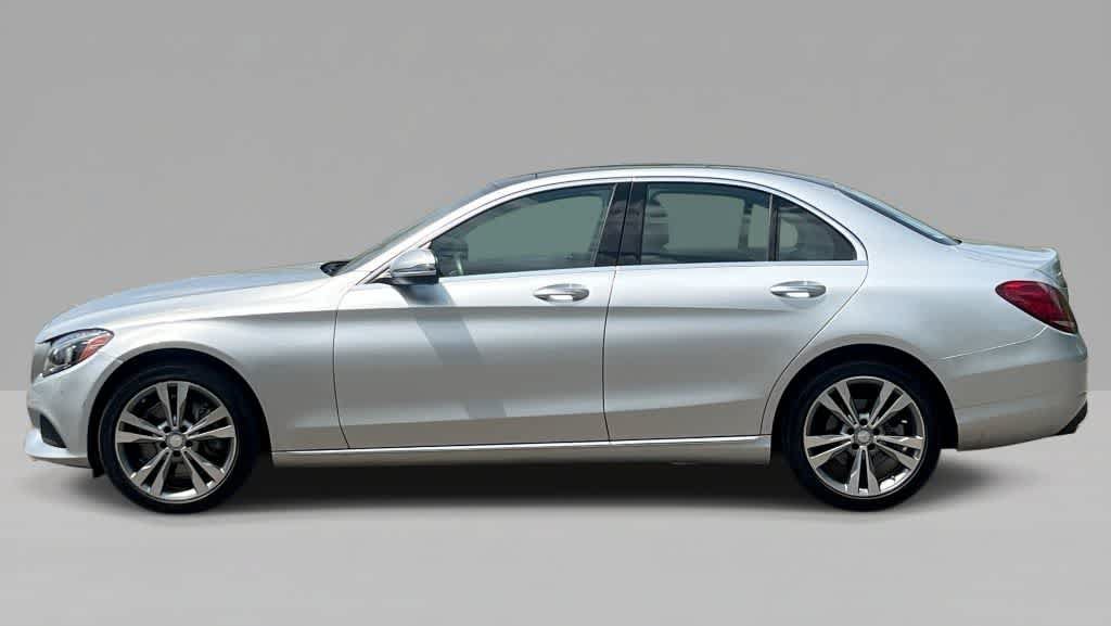 Used 2017 Mercedes-Benz C 300 4MATIC Sedan image 5