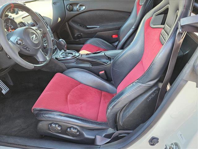 Used 2018 Nissan 370Z NISMO image 15