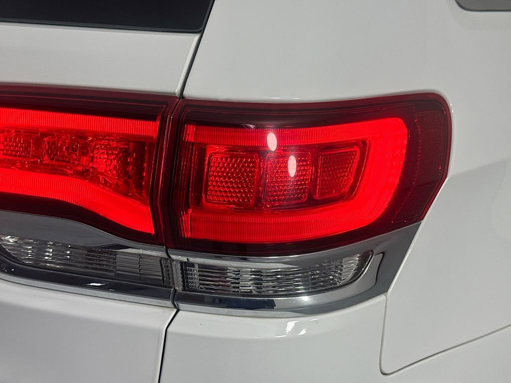 Used 2020 Jeep Grand Cherokee Limited image 33