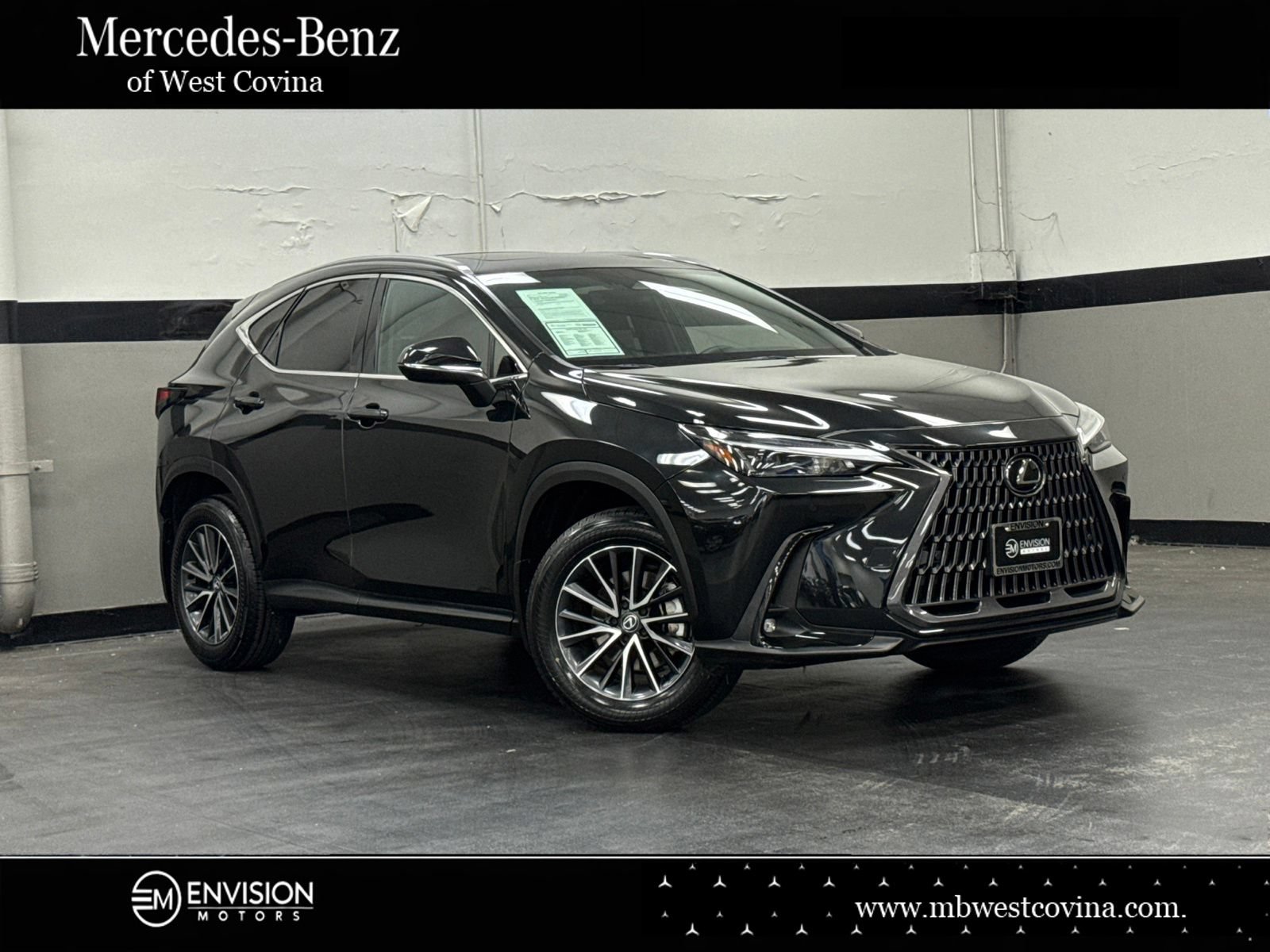 Used 2025 Lexus NX 250 FWD image 1