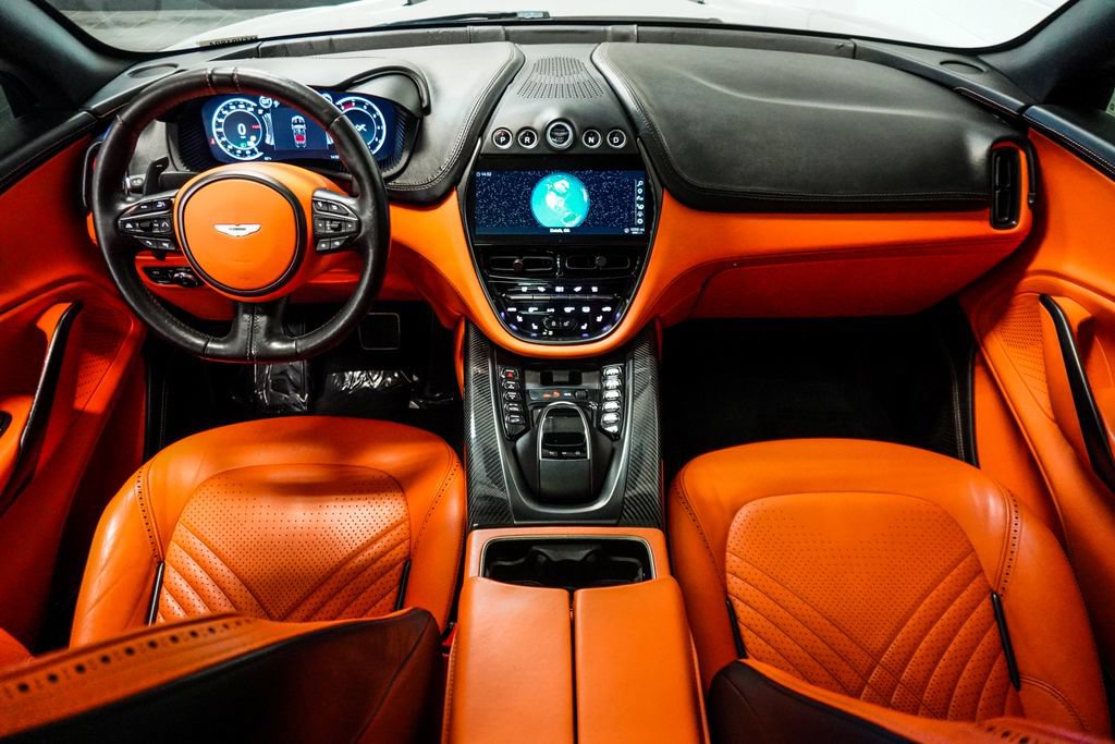 Used 2021 Aston Martin DBX AWD/4WD image 12