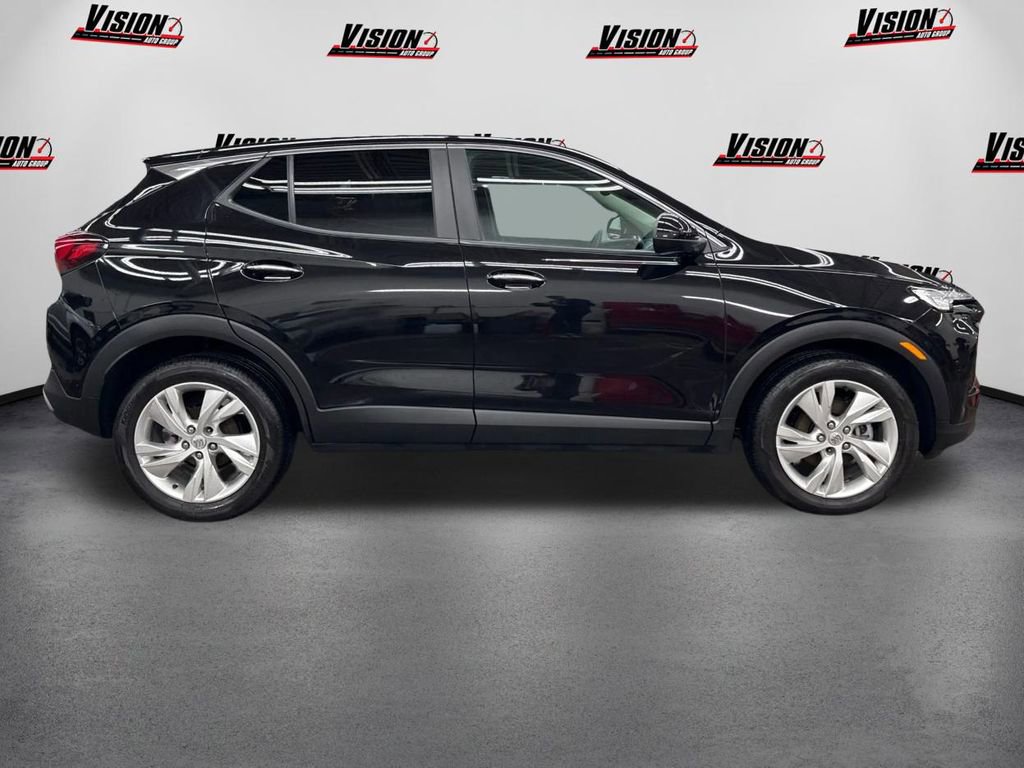 Used 2025 Buick Encore GX Preferred w/ Comfort Package image 4