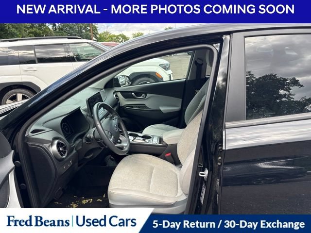 Used 2023 Hyundai Kona SEL FWD image 11