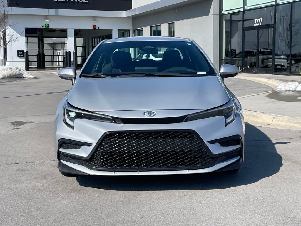 Used 2023 Toyota Corolla SE image 2