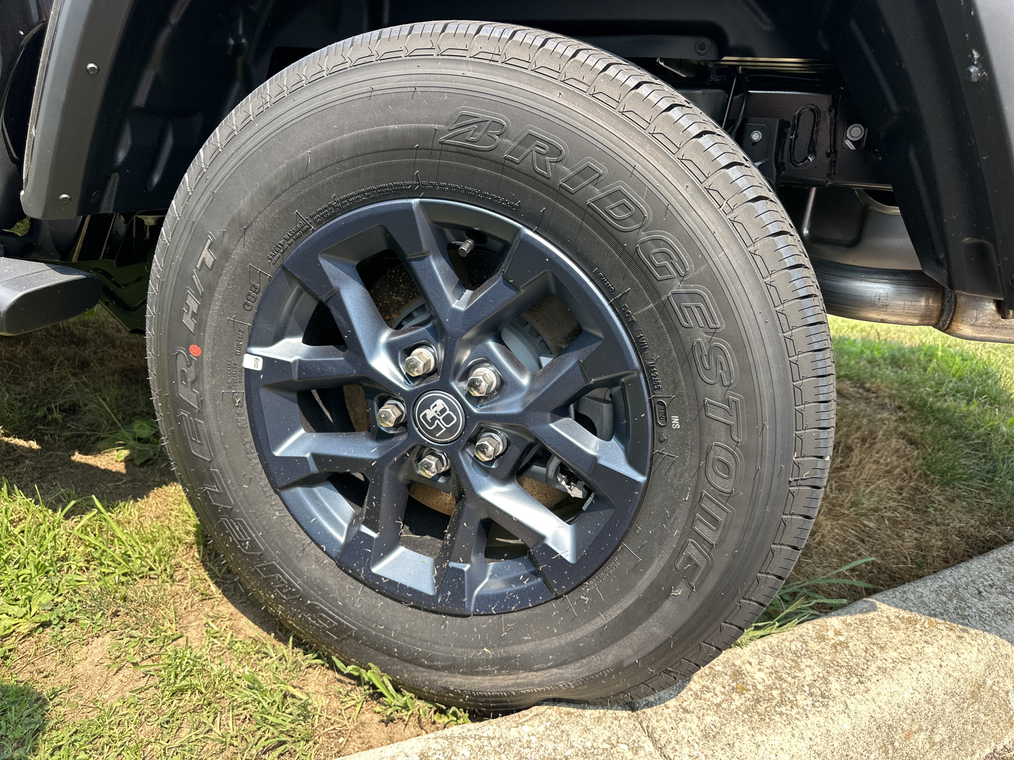 New 2026 Jeep Gladiator Sport AWD/4WD image 34