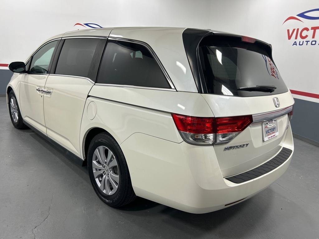 Used 2016 Honda Odyssey SE image 4