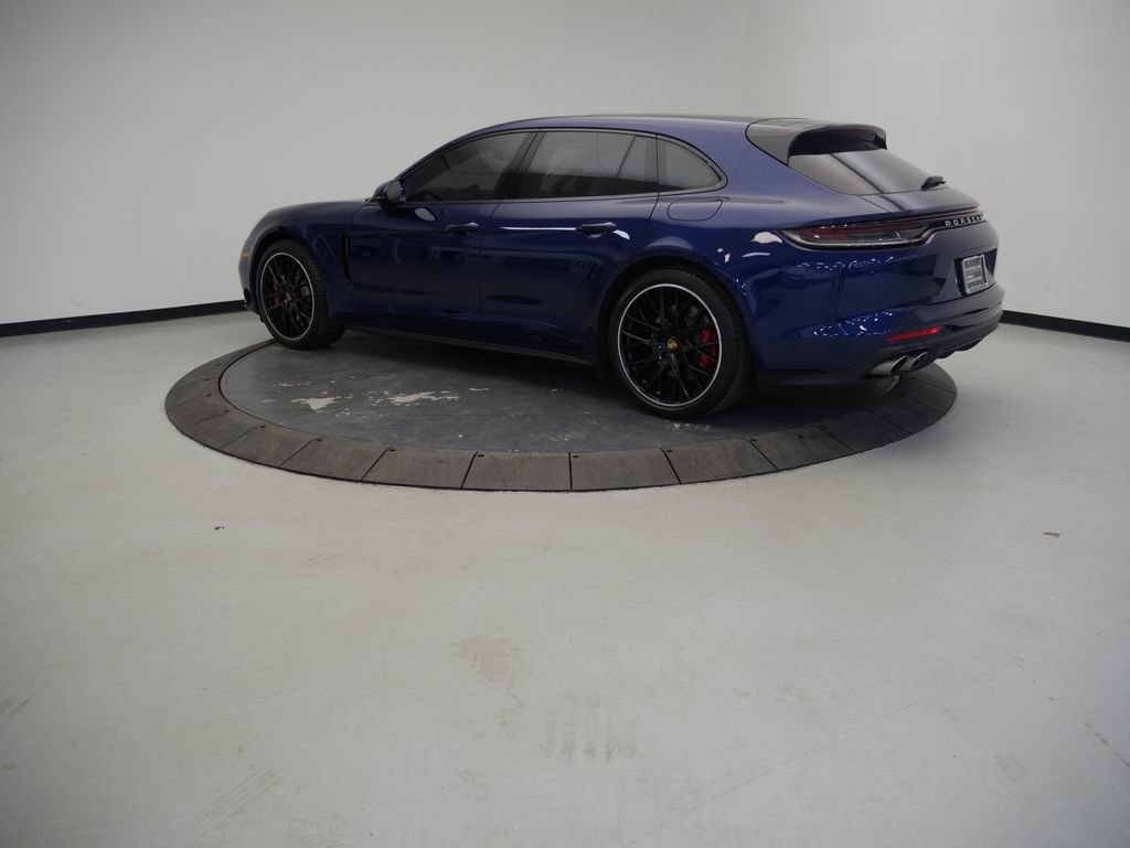 Certified 2023 Porsche Panamera 4S image 3