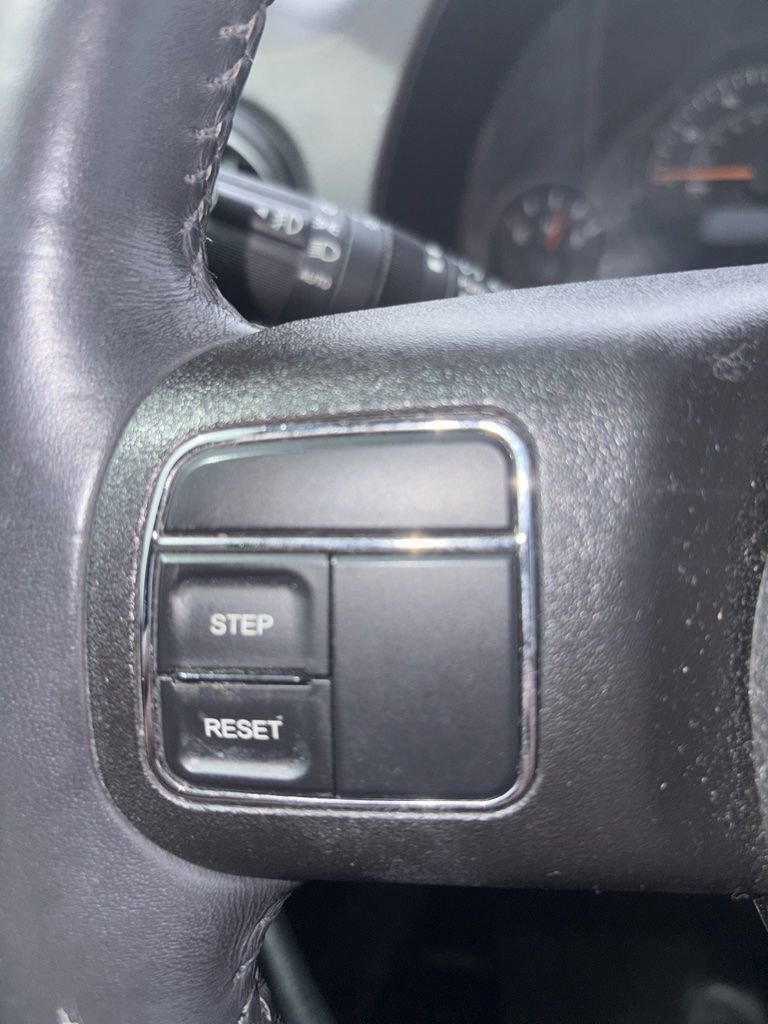 Used 2016 Jeep Patriot High Altitude FWD image 27
