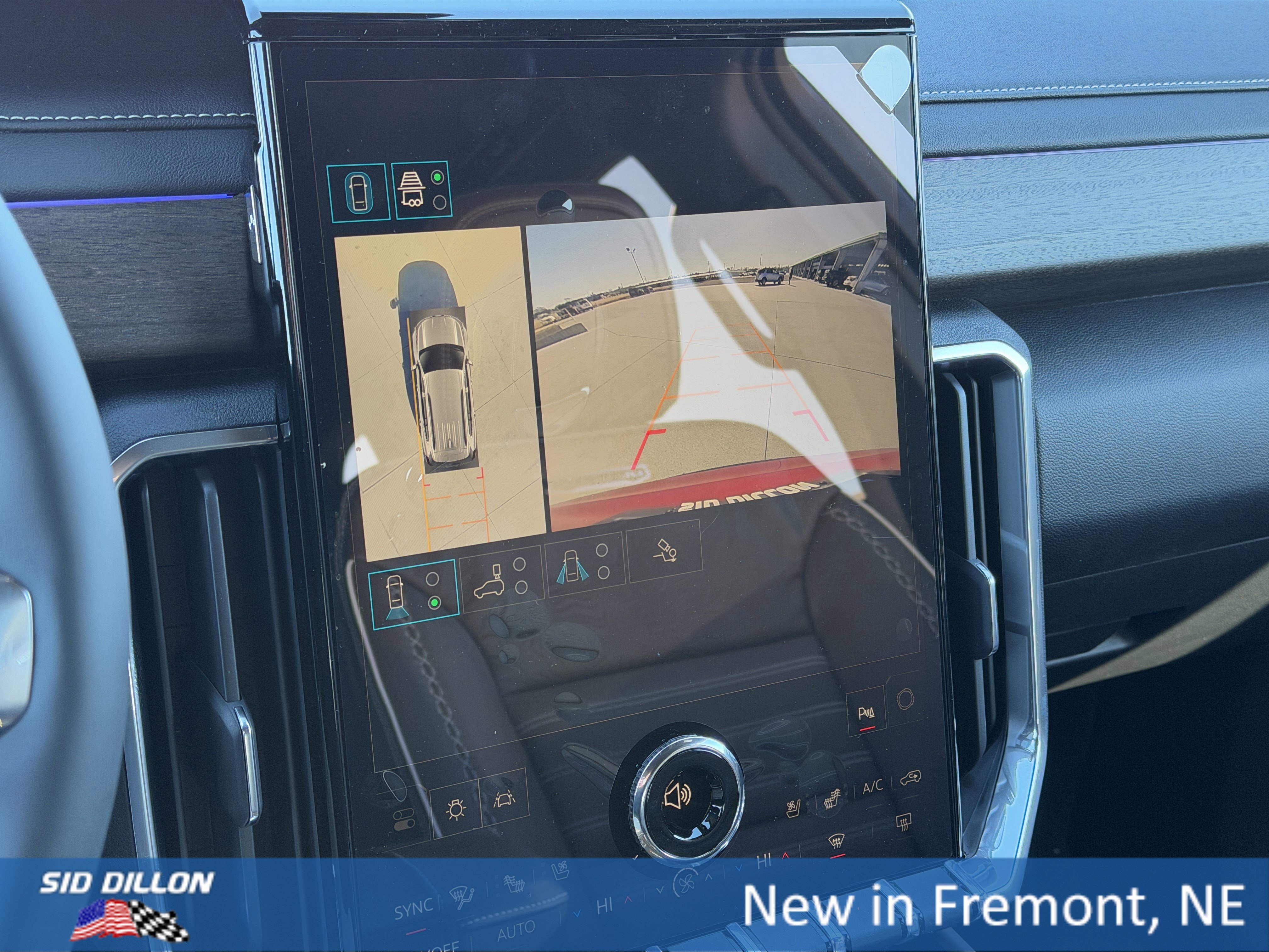 New 2026 GMC Acadia Denali Ultimate w/ LPO, Floor Liner Package image 13