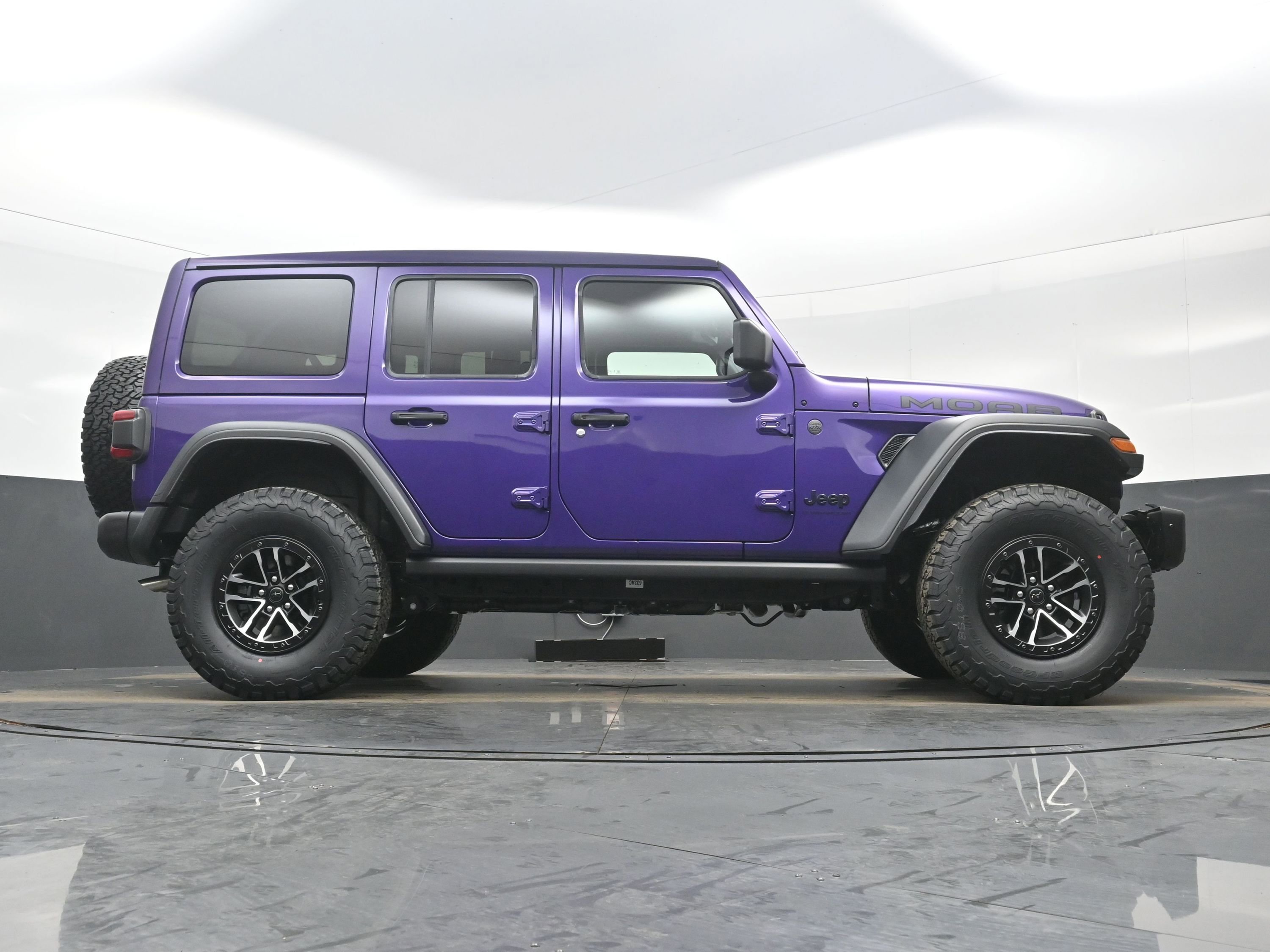 New 2026 Jeep Wrangler Unlimited Rubicon 392 w/ Quick Order Package 27X Moab AWD/4WD image 16