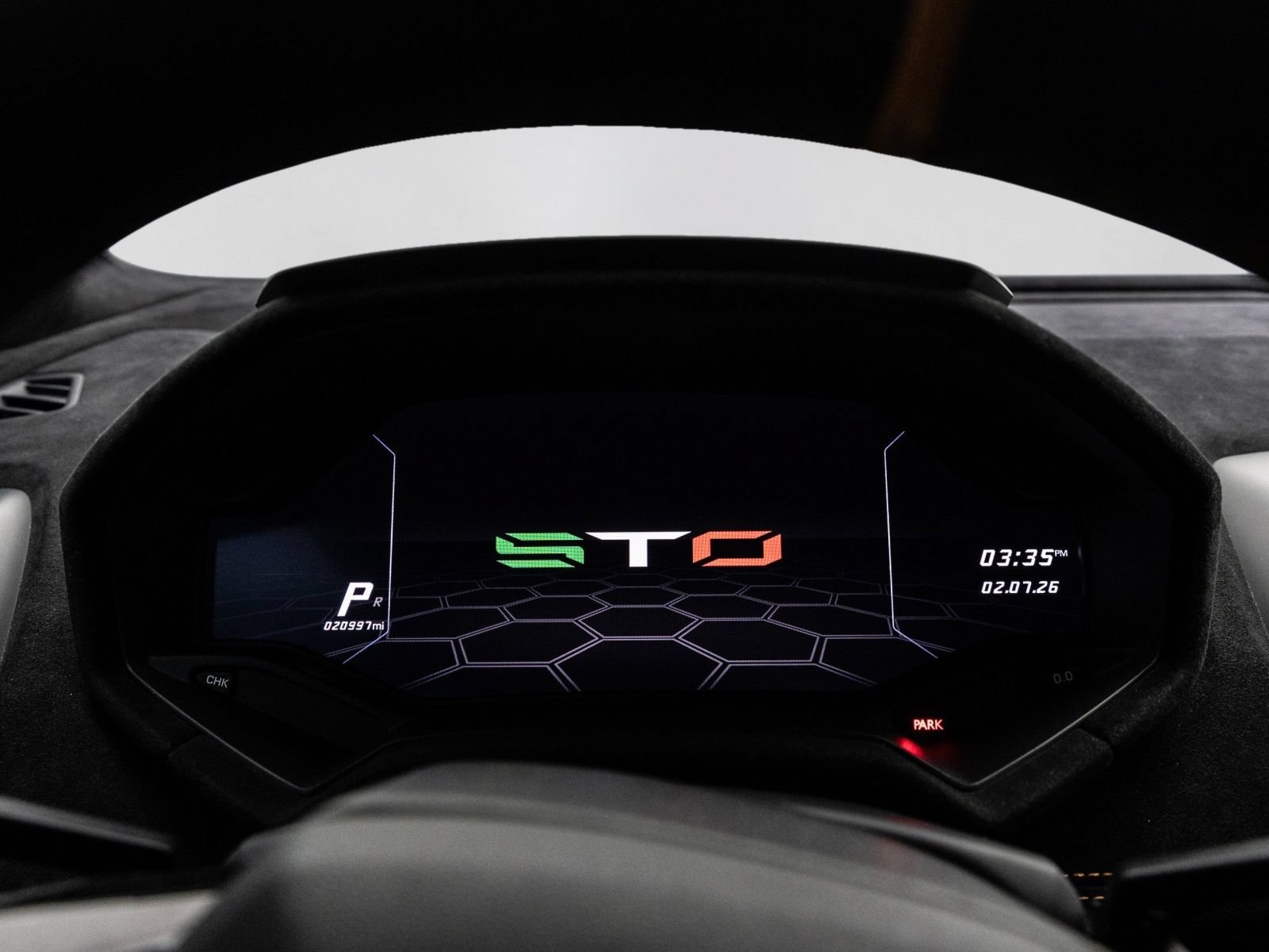 Used 2022 Lamborghini Huracan STO RWD image 35