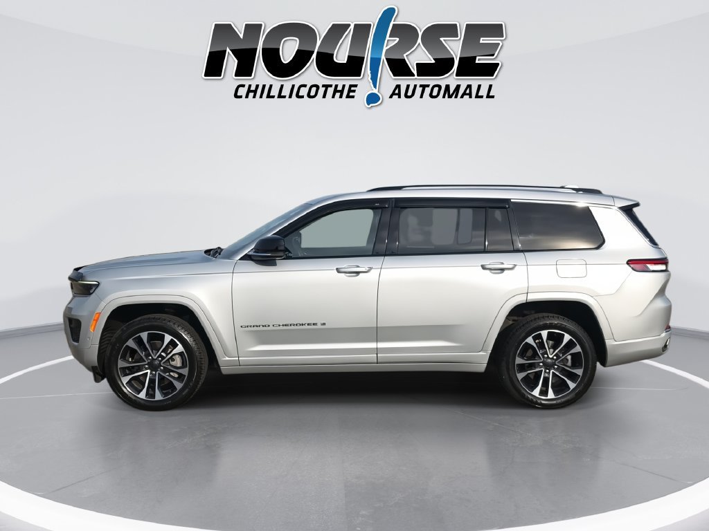 Used 2022 Jeep Grand Cherokee L Overland w/ Luxury Tech Group IV AWD/4WD image 5