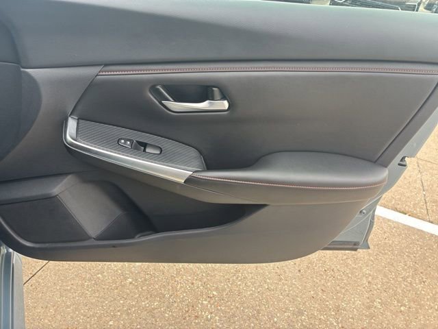 Used 2025 Nissan Sentra SR image 13