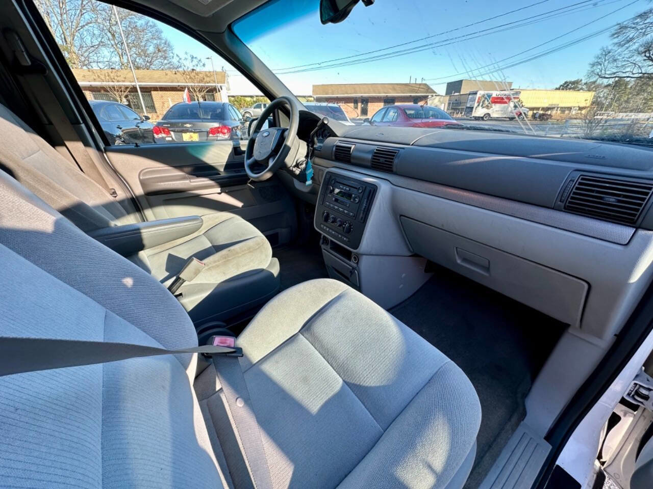 Used 2005 Ford Freestar SES image 19