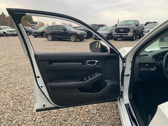 Used 2022 Honda Civic Touring image 15