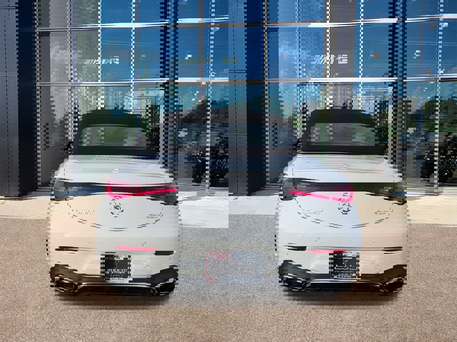 Used 2024 Mercedes-Benz CLE 300 4MATIC Cabriolet image 6