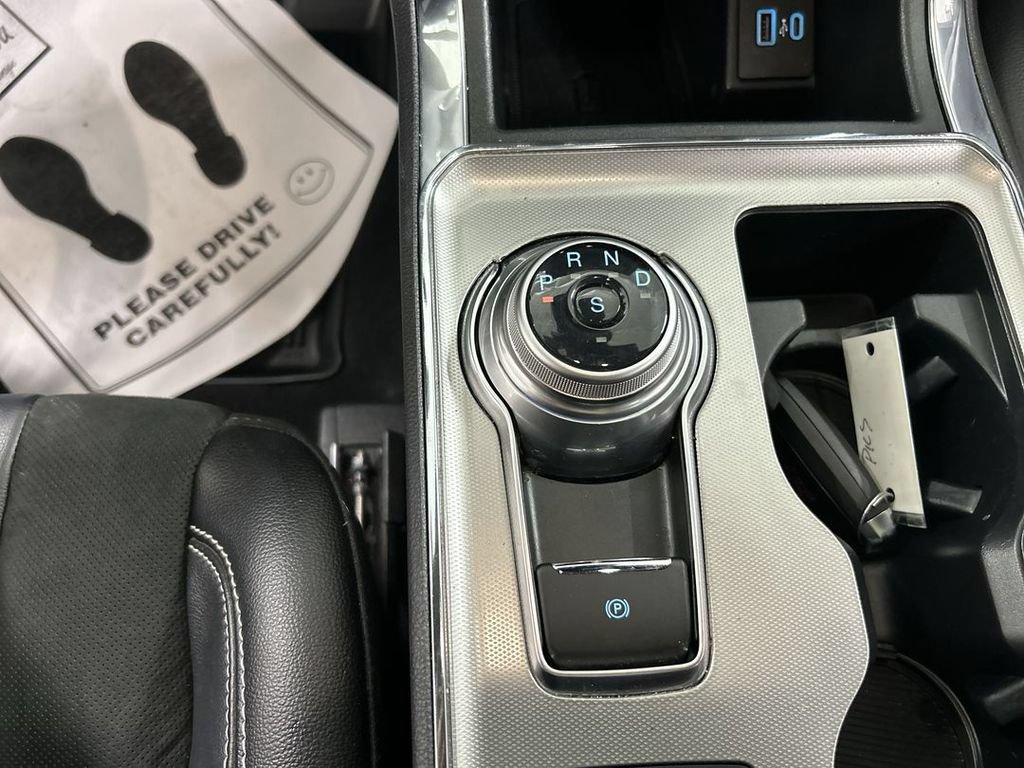Used 2024 Ford Edge ST w/ Equipment Group 401A AWD/4WD image 18