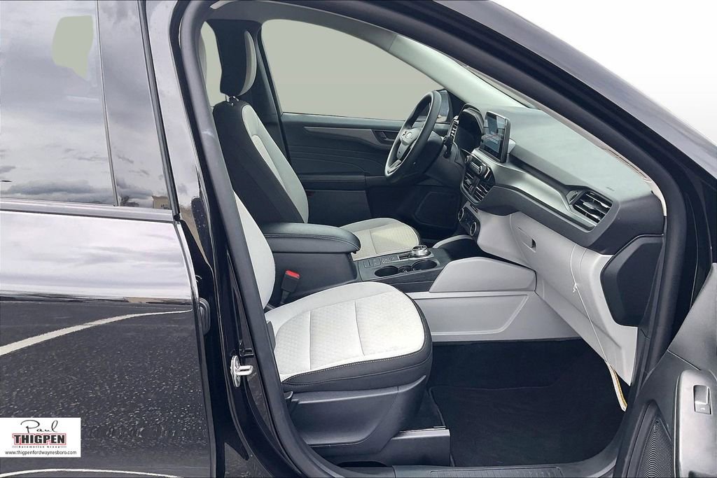 New 2026 Ford Escape Active image 8