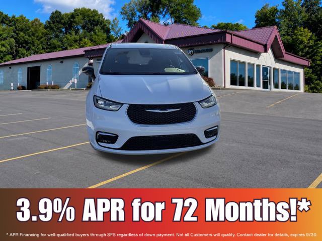 New 2026 Chrysler Pacifica Select FWD image 2