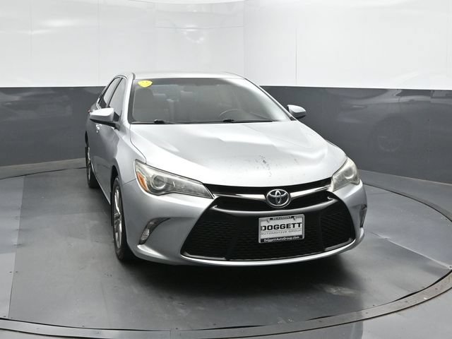 Used 2017 Toyota Camry SE FWD image 17