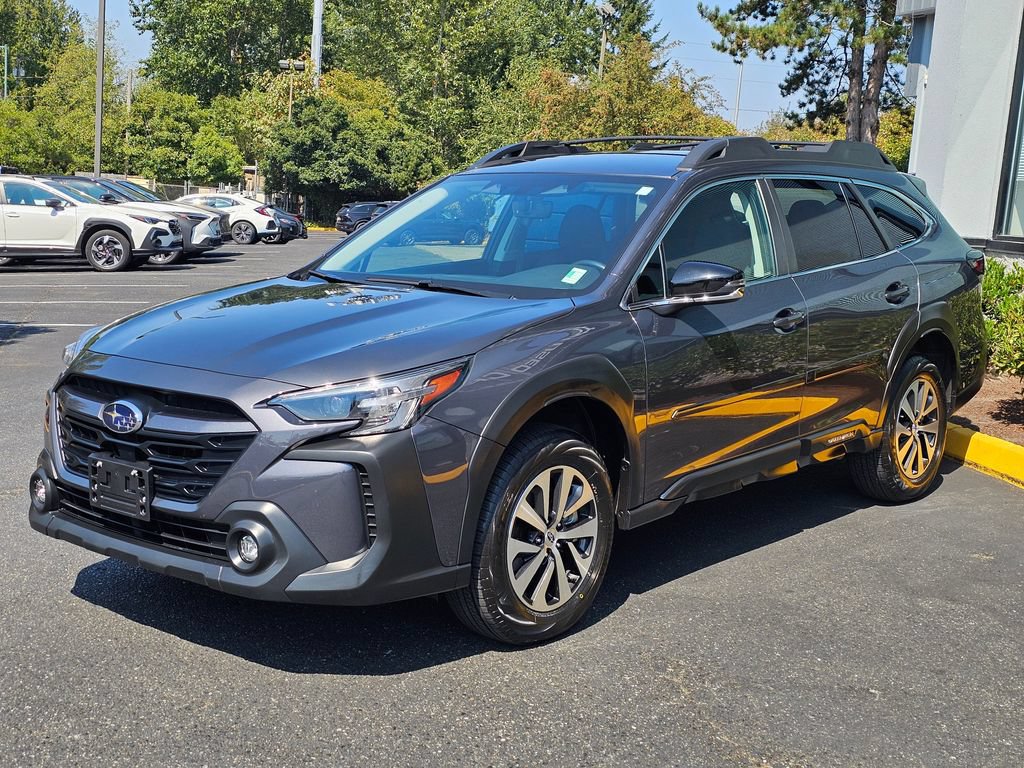 Used 2023 Subaru Outback Premium AWD/4WD image 3