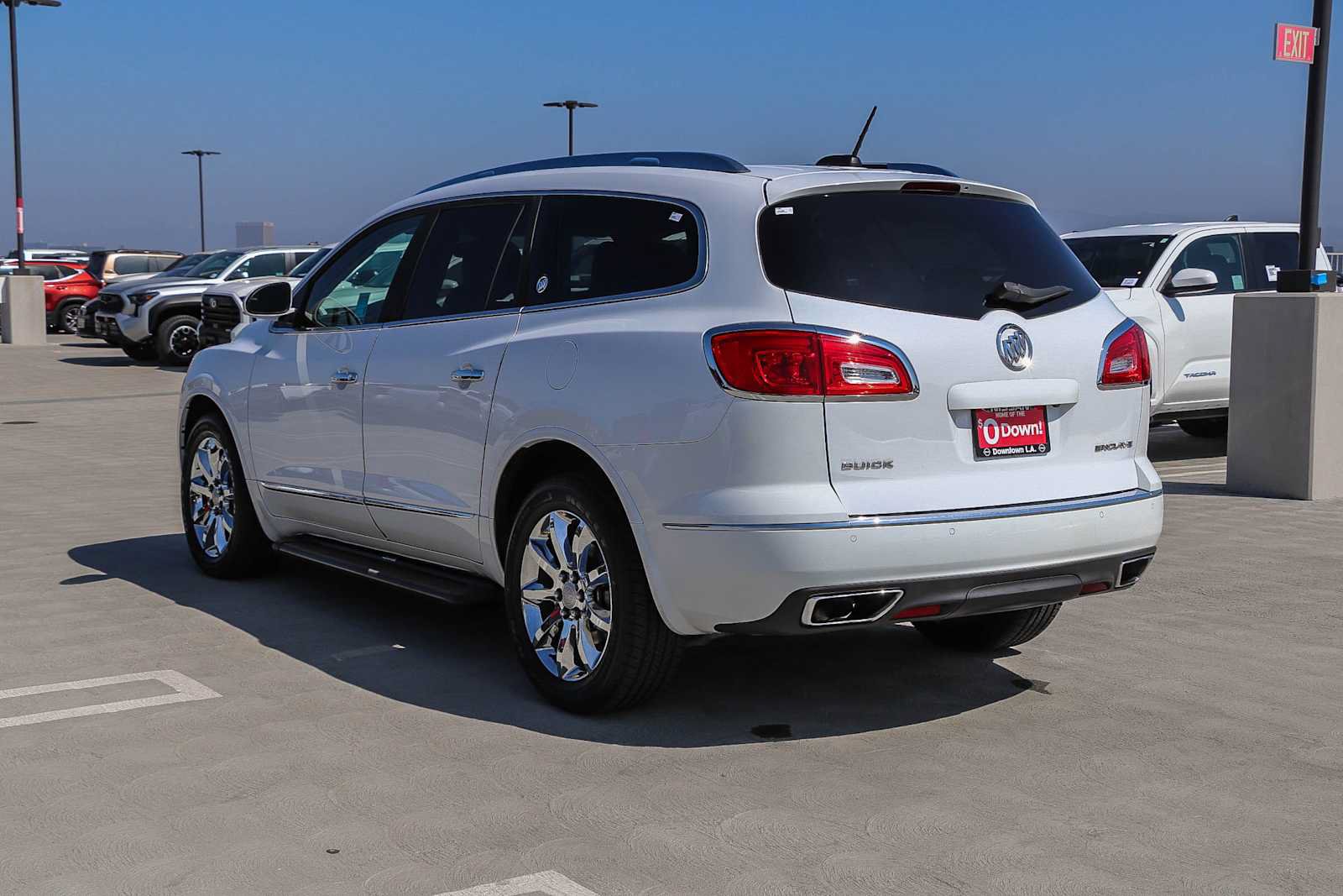 Used 2017 Buick Enclave Premium FWD image 8
