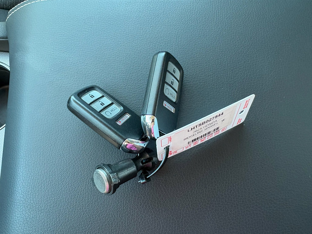 Certified 2025 Honda Ridgeline Sport+ image 30