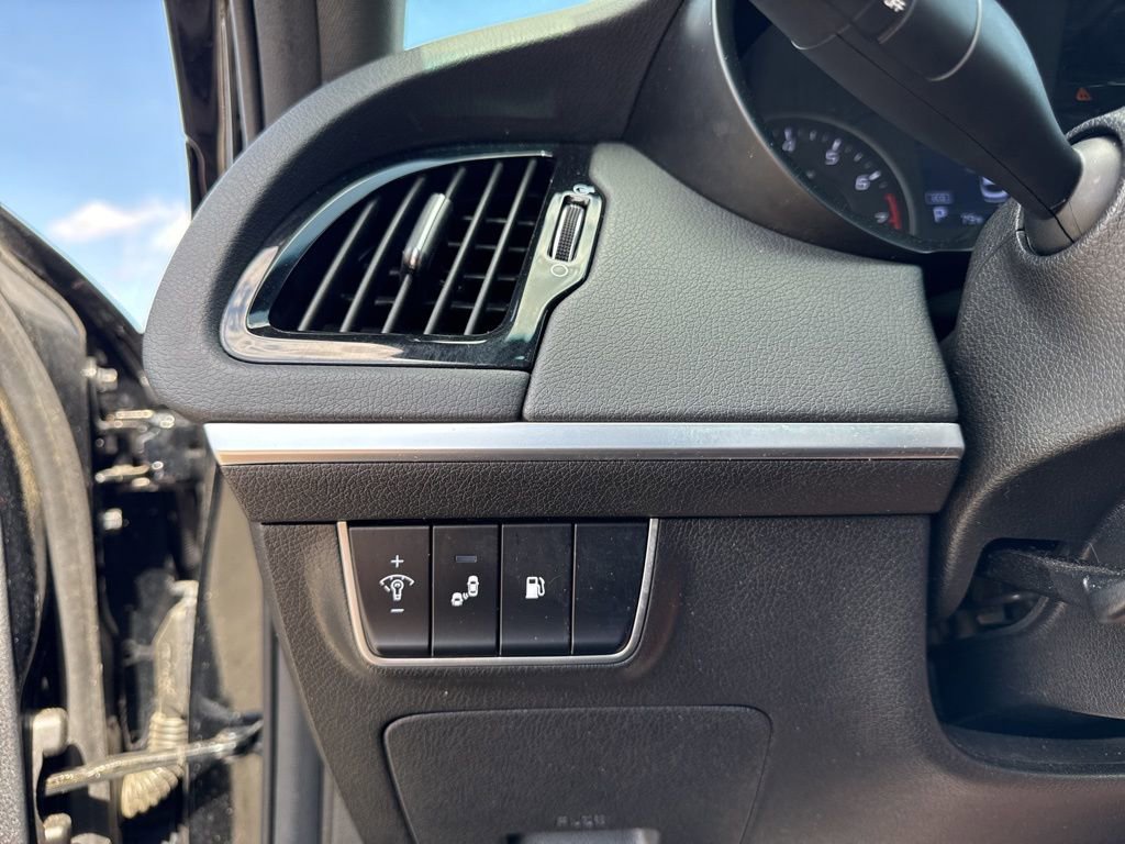 Used 2020 Kia Stinger GT-Line image 23