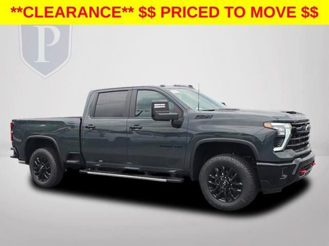 New 2026 Chevrolet Silverado 2500 LT w/ Trail Boss Package AWD/4WD image 2