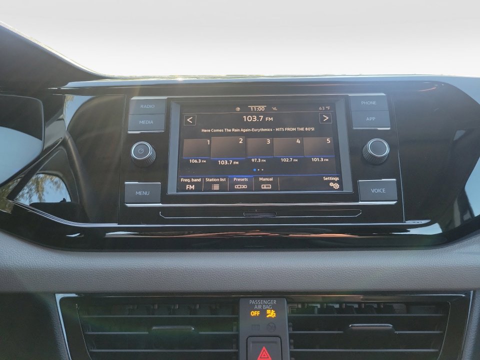 Certified 2023 Volkswagen Taos S image 20