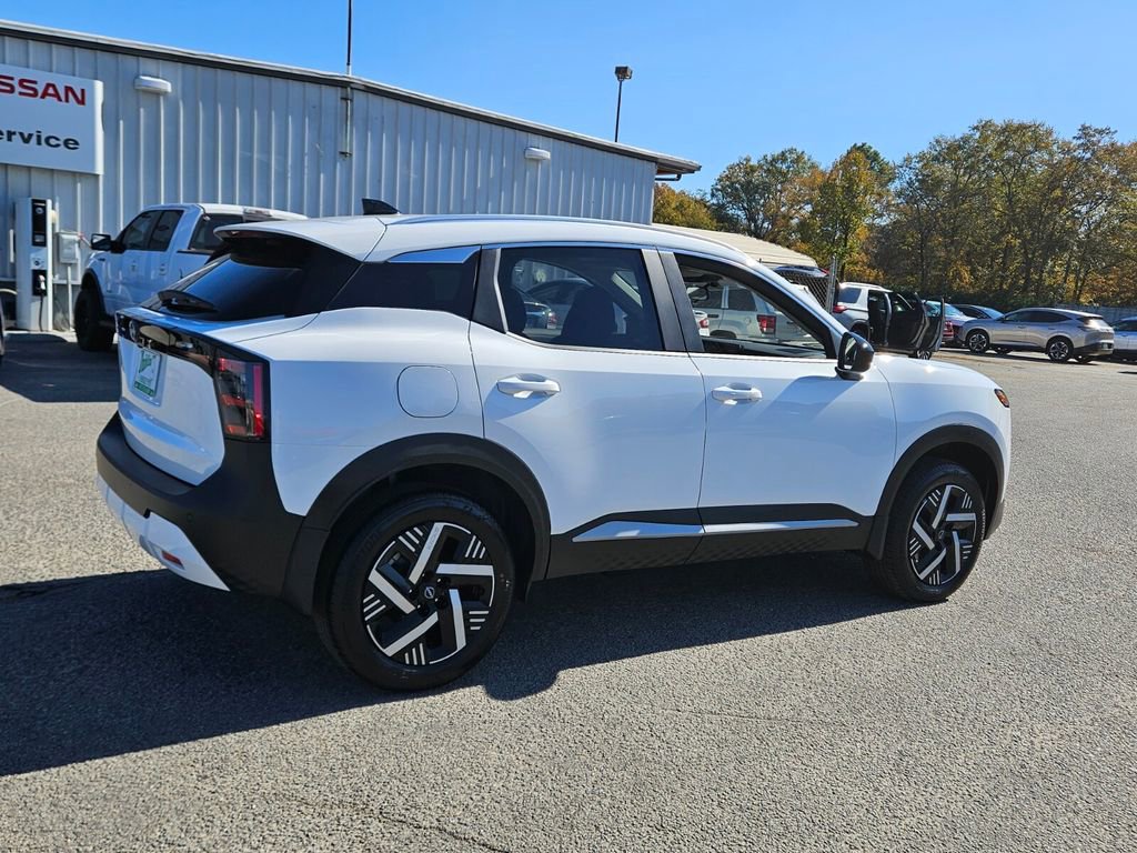 New 2026 Nissan Kicks SV w/ SV Premium Package image 11